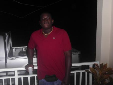 OLIVIER alias MIELOU